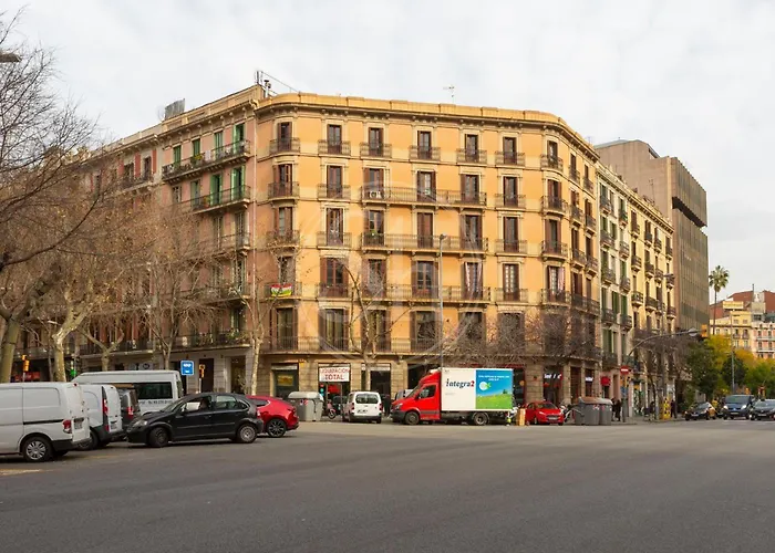 Appartamento Con Terraza En Eixample