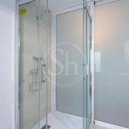 Modern Eixample Flat With Private Terrace *
