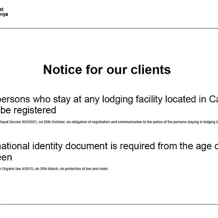 Con Terraza En Eixample アパート