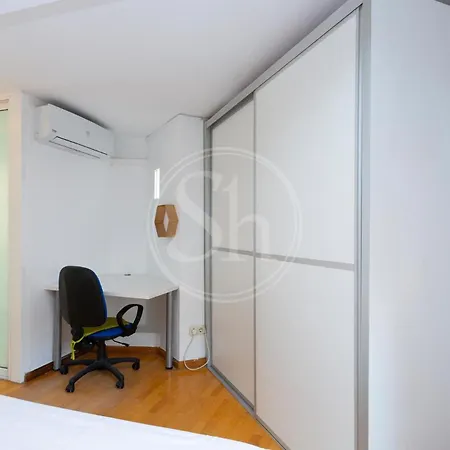 Lejlighed Con Terraza En Eixample Barcelona