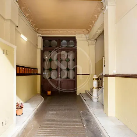 Con Terraza En Eixample * Barcelona